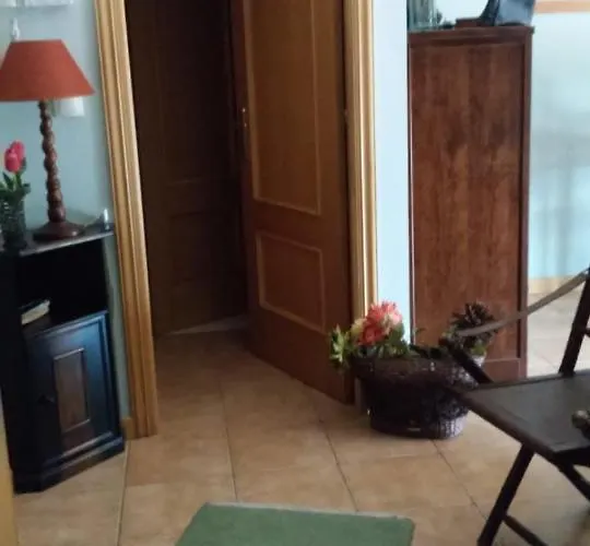 ático En Pleno Centro De Con Garaje Appartamento Baiona