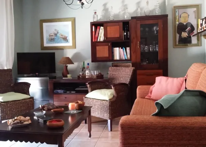 ático En Pleno Centro De Con Garaje * Baiona